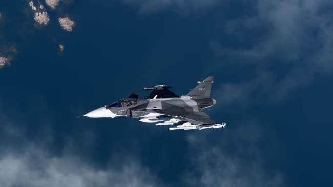 Ruotsi lahjoittaa Ukrainalle 16 JAS 39 Gripen -hävittäjää