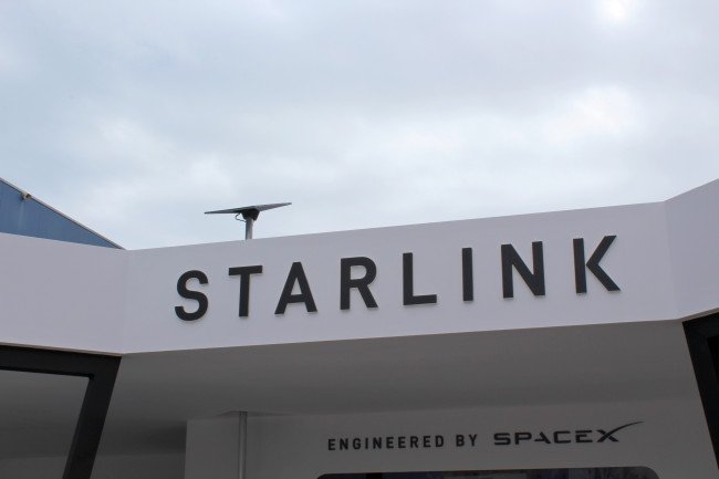 Elon Musk uskoo, että Starlink voisi tarjota suurimman osan maailman internetistä 10 vuoden kuluessa