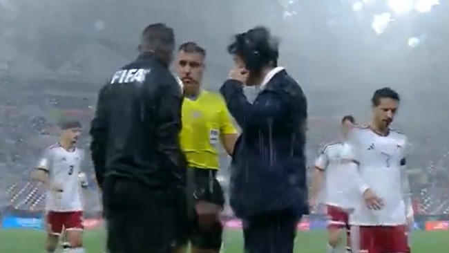 FIFA tekee ennennäkemättömän päätöksen hylätä Arab Cupin kolmannen sijan ottelu, molemmat joukkueet julistetaan voittajiksi