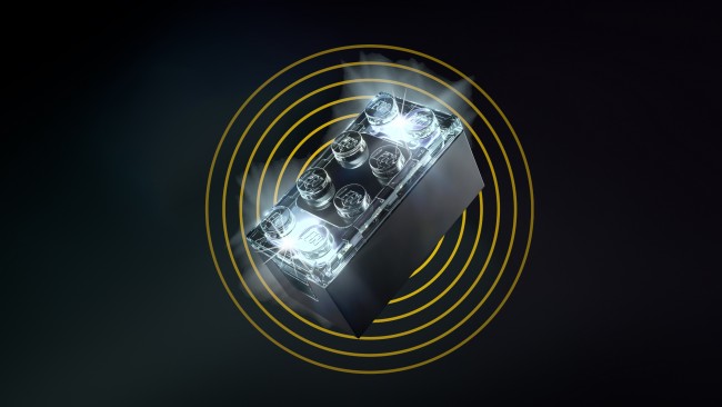 LEGO ilmoittaa, että se ei luovu perinteisestä pelistä Smart Brickin lanseerauksesta huolimatta