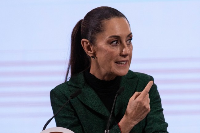 Meksiko tuomitsee Venezuelan ratsian ja pyrkii pysymään poissa Trumpin tähtäimestä