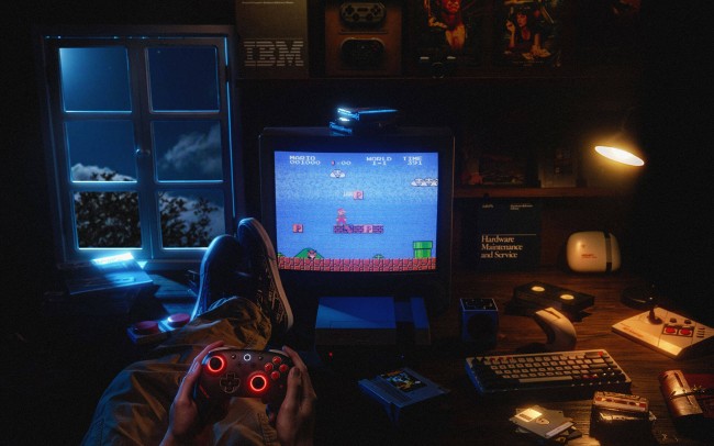 8BitDo juhlistaa NES:n 40-vuotispäivää uudella kokoelmalla