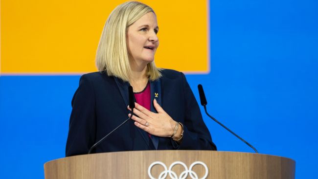 KOK kieltää transsukupuoliset urheilijat naisten olympialajeista, vain biologiset naiset sallitaan