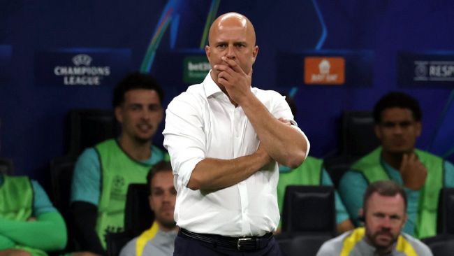 Arne Slot ei ole "uhattuna" huolimatta Liverpoolin huonoimmasta jaksosta 70 vuoteen