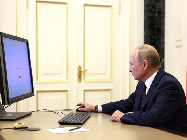 Putin saa täyden määräysvallan Venäjän internetissä