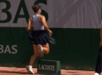 Roland Garros on vaarallisten Lacosten sponsoroimien kylttien kohteena: Pelaajat kompastuvat ja loukkaantuvat