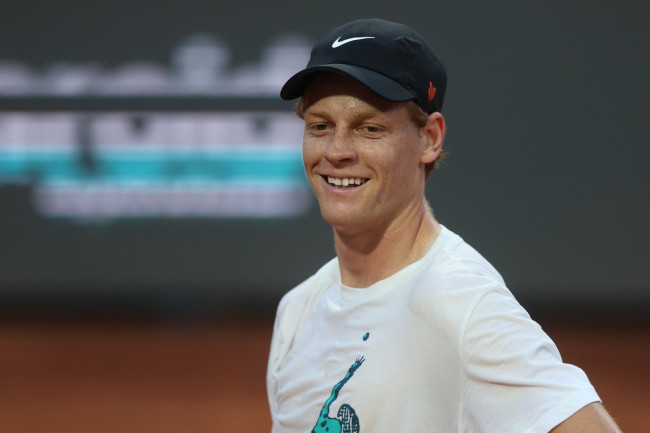 Jannik Sinner täydentää 