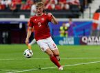 Rasmus Højlund kopioi Cristiano Ronaldon juhlaa Portugalia vastaan tehdyn maalin jälkeen