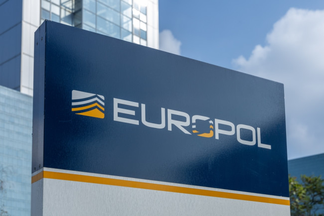 Europol purkaa Etelä-Amerikan ja Islannin välillä toimivan kokaiinikauppaverkoston