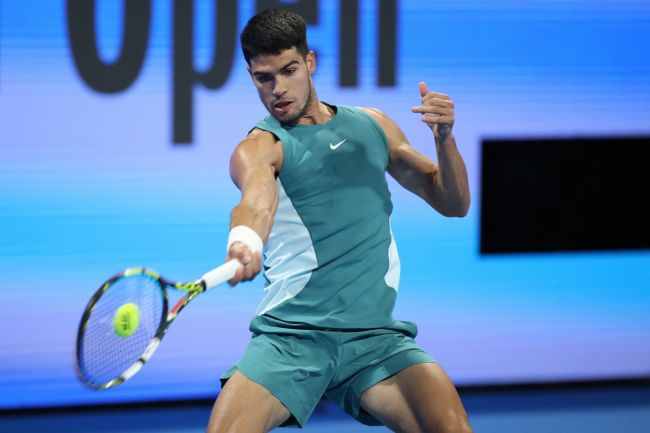 Milloin Carlos Alcaraz olisi tenniksen maailmanlistan ykkönen US Openin jälkeen?