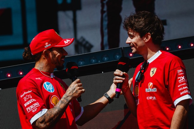 Ferrari-kuljettajat Hamilton ja Leclerc antoivat ensimmäiset kommenttinsa pomonsa vahingoittavien kommenttien jälkeen
