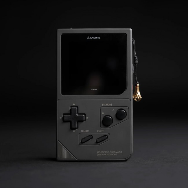 ModRetro on julkaissut uuden version Game Boy -kloonistaan, joka liittyy amerikkalaiseen asevalmistajiin