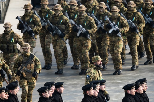 Baltian maat valmistelevat joukkoevakuointisuunnitelmia Venäjän mahdollisen hyökkäyksen vuoksi