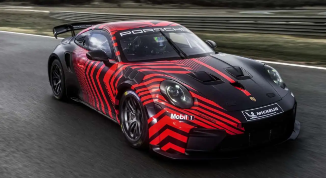 Porsche on esitellyt aivan uuden 911-kilpa-auton