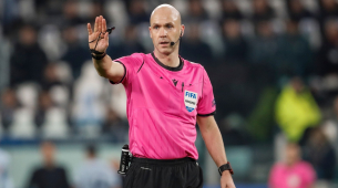 Espanja–Portugali-ottelun MM-tuomari Anthony Taylor jää eläkkeelle ja mainitsee syyksi kovan paineen ja tarkkailun: Mourinho otti hänet kerran tiukasti puheeksi