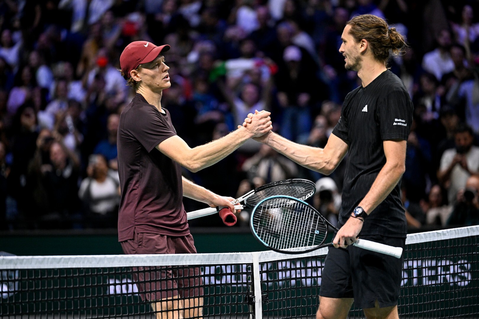 Jannik Sinner ja Alexander Zverev kohtaavat jälleen sunnuntaina Wimbledonin finaalissa