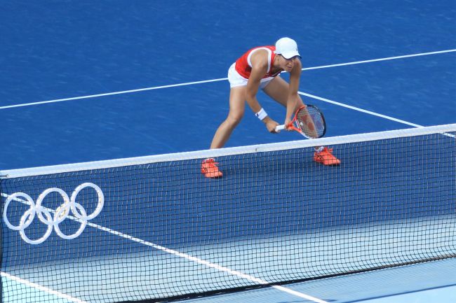 Kuka on Kateřina Siniaková, Jannik Sinnerin viime hetken kumppani US Openin sekanelinpelissä?