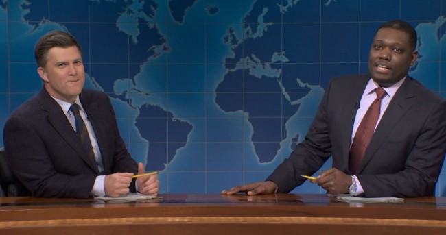 On taas se aika vuodesta: Colin Jost ja Michael Che vaihtavat vitsejä SNL:ssä...