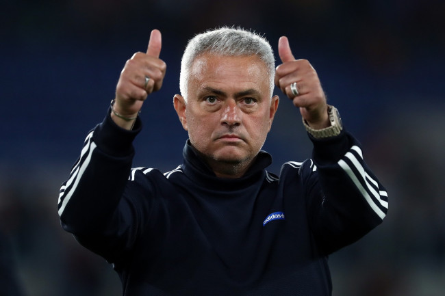 José Mourinho nimitettiin Real Madridin päävalmentajaksi kesäkuuhun 2029 asti, ja Florentino Pérez vahvistettiin seuran puheenjohtajaksi vuoteen 2030 asti