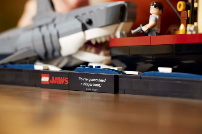 Jaws Lego -rakennussarjan kanssa saa varoa sormiaan
