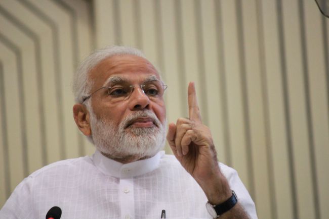 Intian pääministeri Modi yrittää voittaa nuorten suosion Instagramin kautta, mutta hanke on kääntynyt häntä vastaan