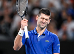 Altavastaajasta historiaan: Djokovic &auml;llistytt&auml;&auml; Sinnerin, ja asettaa historiallisen Australian Openin finaalin Alcarazin kanssa
