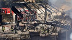 media/75/explosionromepetrol_4597563t.jpg
