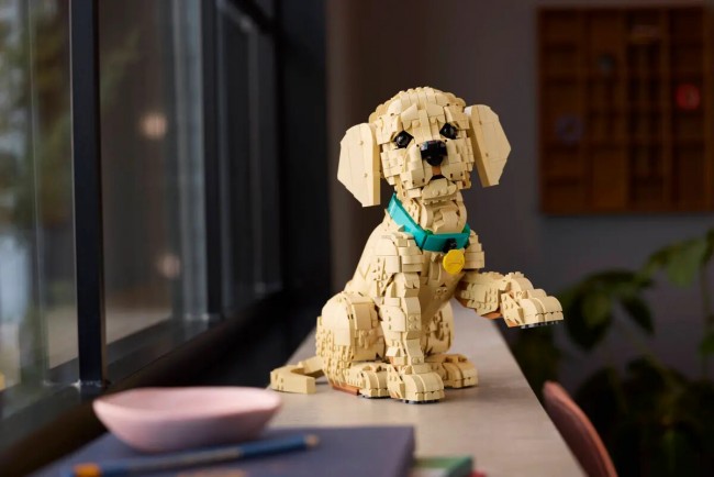Lego esittelee suloisen kultaisen noutajan rakennussarjan