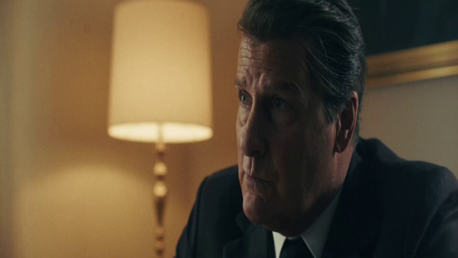 Jeff Daniels, Jared Harris ja J.K. Simmons törmäävät jännittävässä draamassa The Brink of War