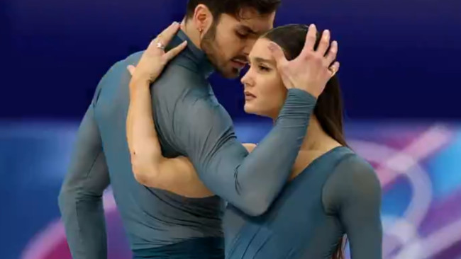 Laurence Fournier Beaudryn ja Guillaume Cizeronin voittoa talviolympialaisissa varjostavat ikävät kiistat