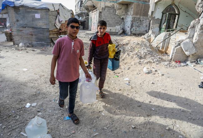 Iso-Britannia, Ranska ja Saksa ajavat Gazan tulitaukoa