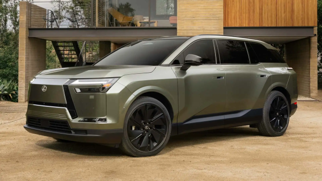 Lexus esittelee uuden kolmirivisen EV:n nimeltä TZ