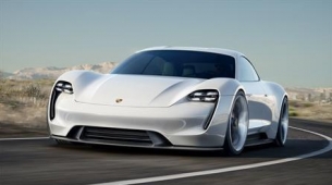 Uusi tutkimus paljastaa, että amerikkalaiset ovat enemmän huolissaan sähköautojen toimintasäteestä kuin hinnoista