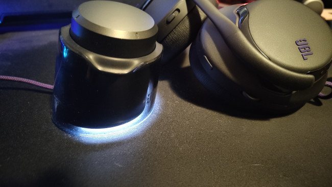 JBL Quantum 950 Wireless - täysi paketti kovaan hintaan