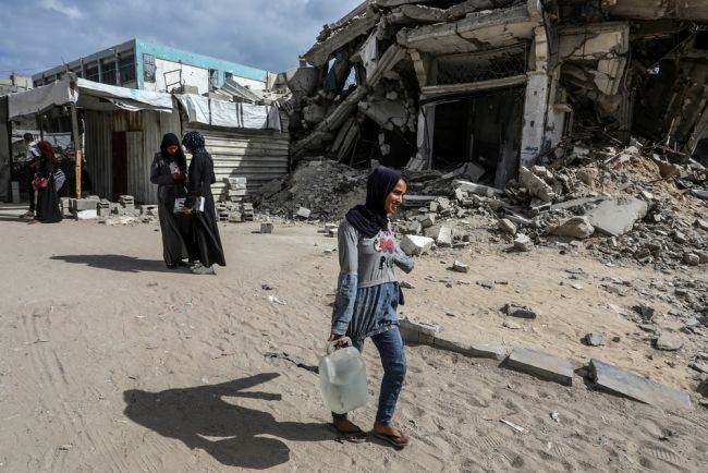 Yhteenotot lähellä Gazan avustusaluetta aiheuttivat lukuisia kuolonuhreja