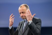 media/92/merzstandsfirm_4569283t.jpg