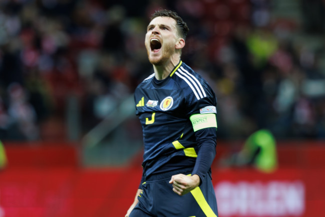 Skotlannin kapteeni Andy Robertson lukee Diogo Jotan vaimon Rute Cardoson koskettavan kirjeen