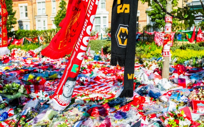 Diogo Jotan pojat liittyvät maskotteihin ennen Liverpoolin ja Wolvesin ottelua lauantaina, hänen entiset seuransa