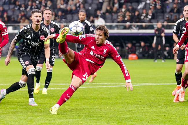 Liverpoolin laitahyökkääjä Federico Chiesa joutuu jättämään Italian maajoukkueen loukkaantumisen takia