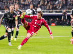 Liverpoolin laitahy&ouml;kk&auml;&auml;j&auml; Federico Chiesa joutuu j&auml;tt&auml;m&auml;&auml;n Italian maajoukkueen loukkaantumisen takia