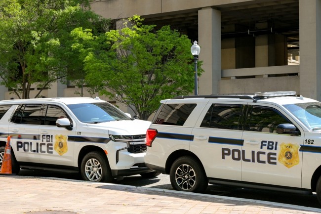 Kahta miestä syytetään mahdollisesta terrori-iskusta Michiganissa Halloween-viikonloppuna