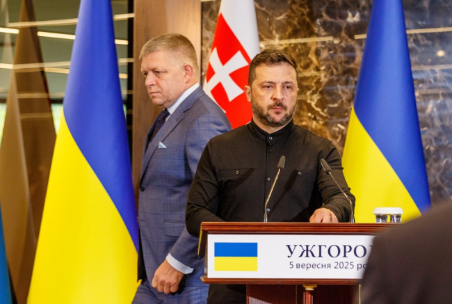 Slovakia katkaisee hätäsähkönjakelun Ukrainalle, öljyn kauttakulkukiista kärjistyy