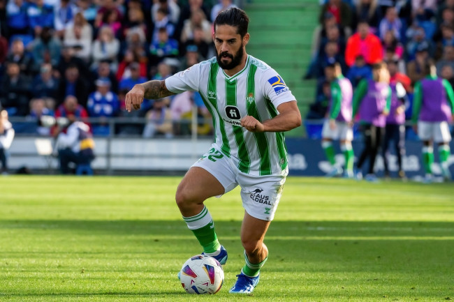 Isco takaisin Betisin kokoonpanoon ajoissa Eurooppa-liigan tasapeliin, ensimmäistä kertaa sitten marraskuun