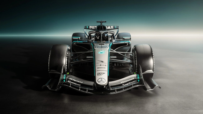 Formula 1 2026: Mercedes-AMG esittelee W17:n