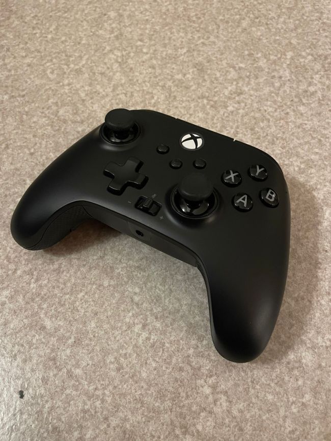 Fusion Pro Wireless Controller with Lumectra on mahtava