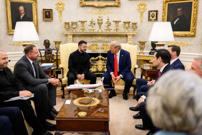 Zelensky kehottaa Trumpia vierailemaan Ukrainassa