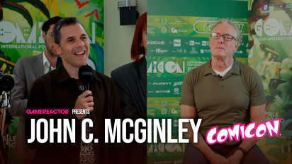 A Rooster yllään Scrubs - John C. McGinley Comicon Napolin haastattelu